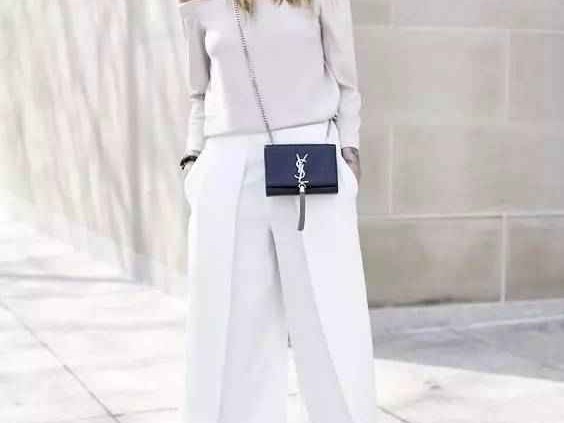 春日出街上衣穿搭全攻略 让你美得舒坦又自在