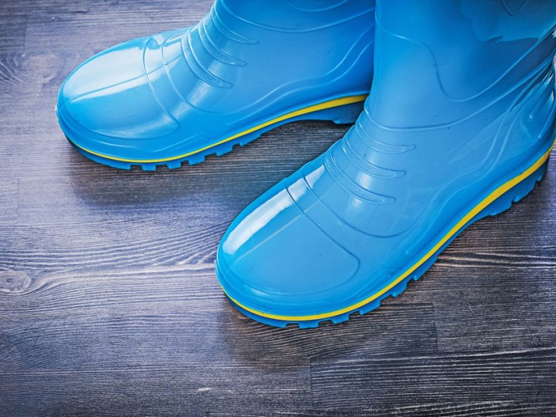 黄色鞋子搭配裤子颜色秘籍让你穿出时尚范儿