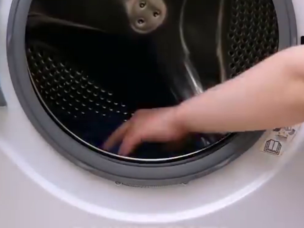 洗衣服不掉色的绝招大公开让你衣物鲜艳如新