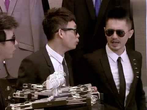 伴郎穿裤子秘籍搞定婚礼造型不踩雷