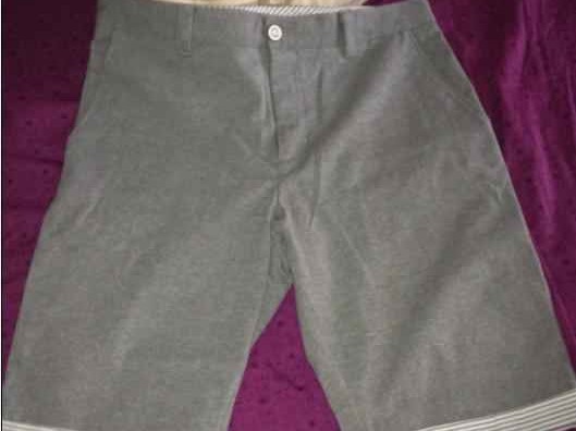 灰色短裤配短袖男士穿搭秘诀大公开