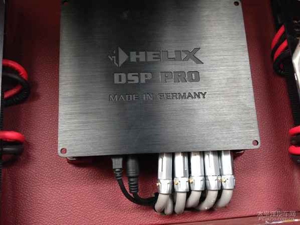 穿越百年的裤装艺术：德国BRAX如何用一条裤子定义质感生活