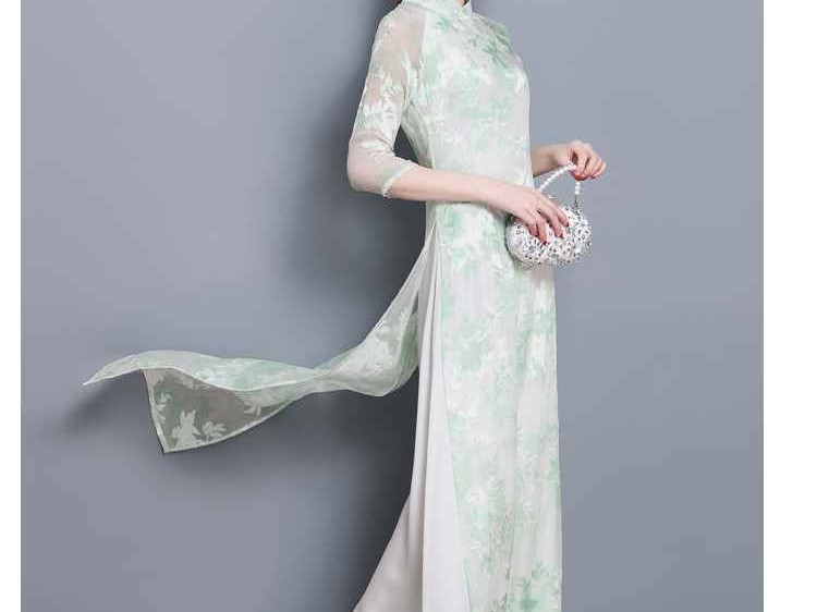 潮起东方，掘金蓝海：揭秘改良中式女装加盟的财富密码与避坑指南