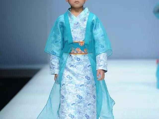 手把手教你做中式童装，孩子穿上更有中国味！