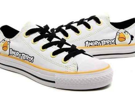 揭秘百年潮牌匡威：从篮球场到街头，你的青春记忆值多少钱？