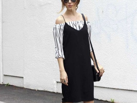 黑裙子配上衣万能穿搭公式 轻松穿出高级感