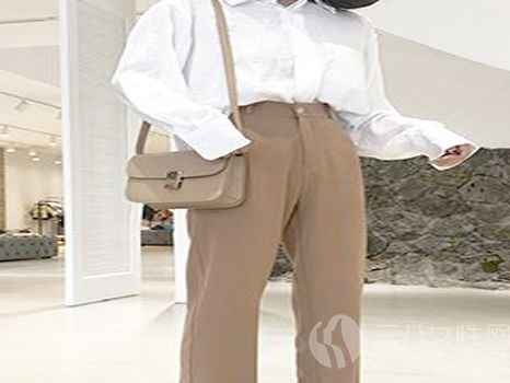 卡其色上衣搭配裤子秘籍让你轻松穿出高级感
