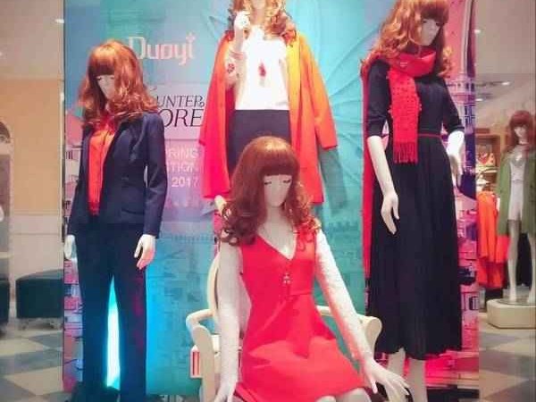 年会穿搭不用愁，三招让你稳赢全场